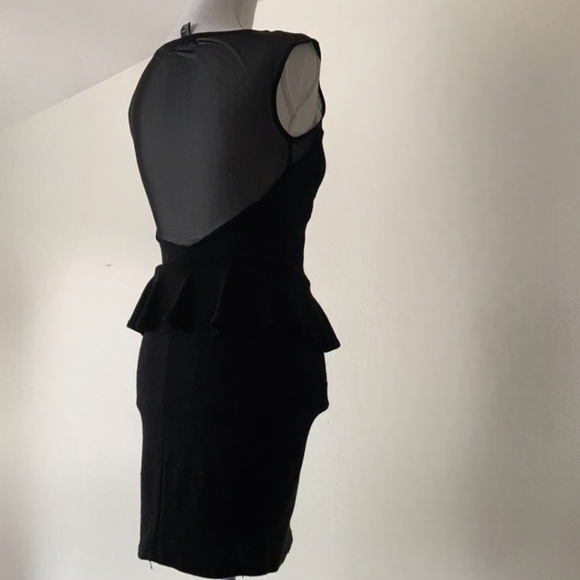 Peplum dress with short  sleeves and sheer bodice - Picture 3 of 11
